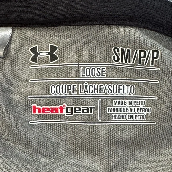 Under Armour Gray Loose Fit Polo Shirt. Men’s Small. - Picture 3 of 4